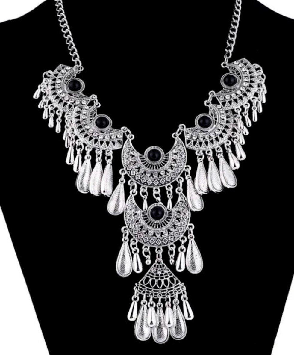 Vintage Drop Tussle Necklace Jewelry | Zebaish Wigs & Extensions