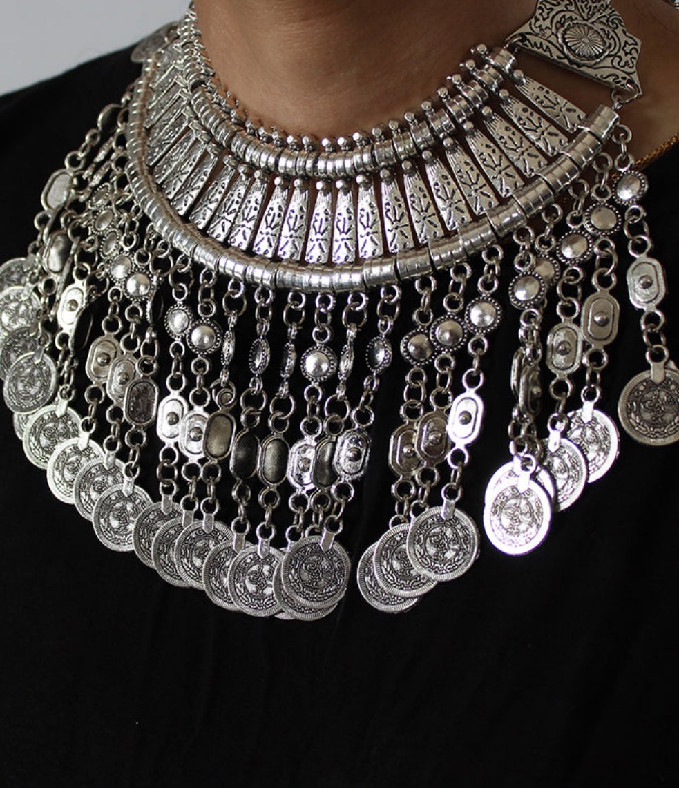 Collar Coin Necklace