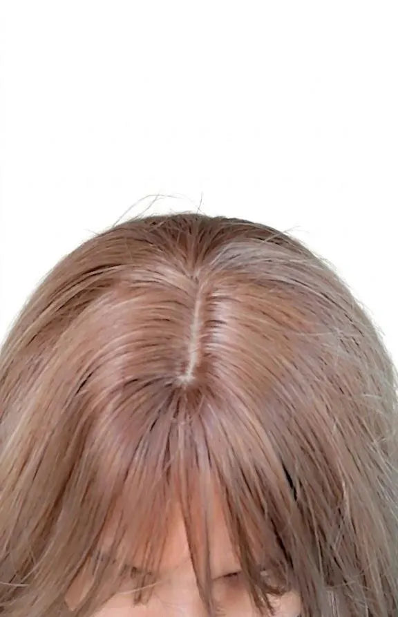 Peluca Sintética Ondulada de 16" con Flequillo y Efecto Ombre Caramelo Marrón Resistente al Calor | Zebaish Wigs & Extension